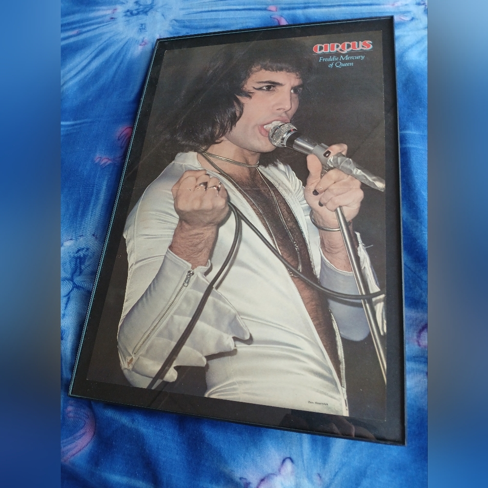 1970s Queen Freddie Mercury Vintage Bohemian Rhapsody Night at The Opera